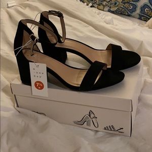 NWT A New Day Black Heels size 7.5W